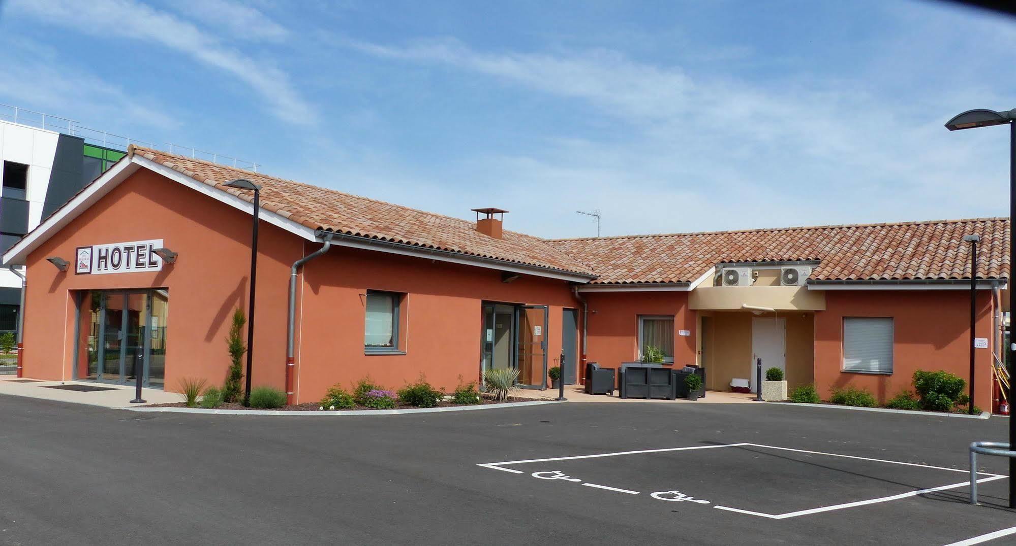 Au Beaujolais Saint Jean Hotel 3*